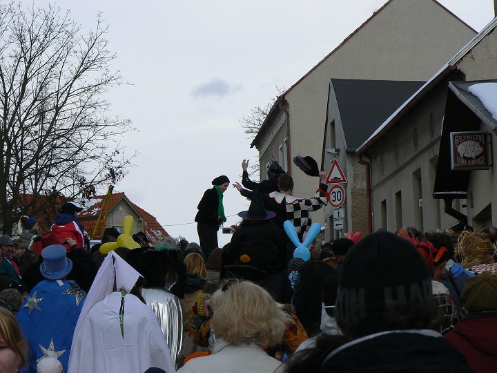 img00020.jpg