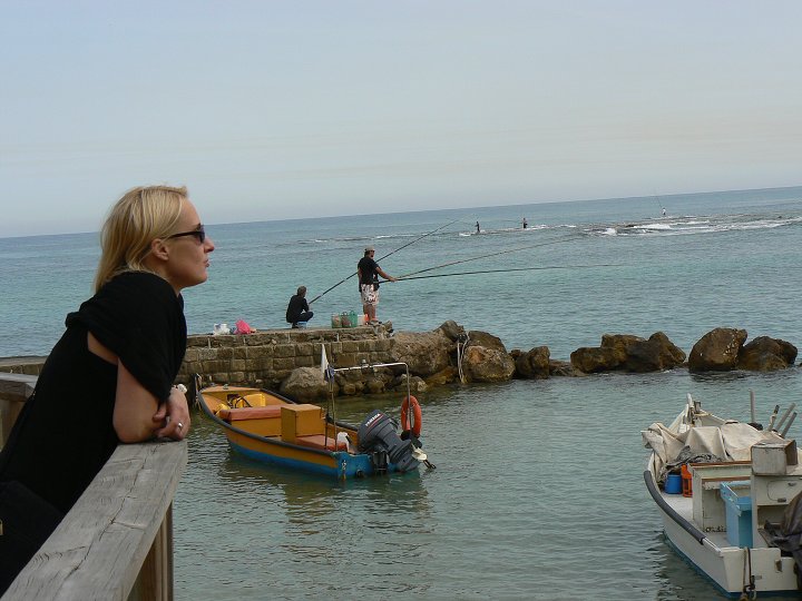 img00027.jpg
