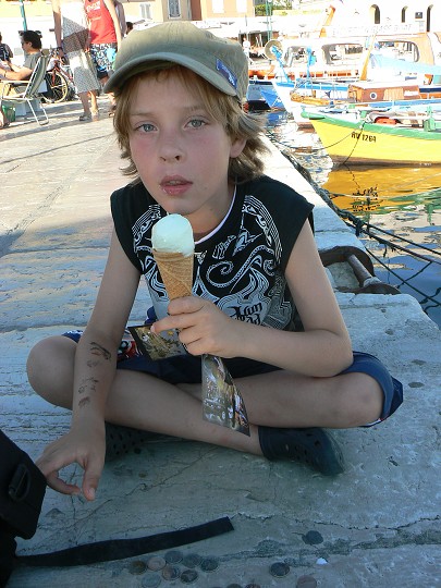img00084.jpg