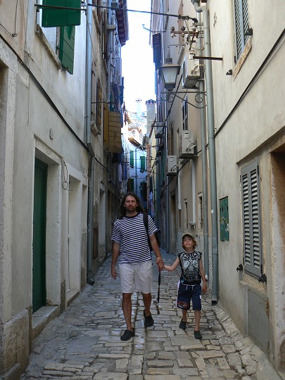 img00104.jpg