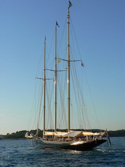 img00107.jpg
