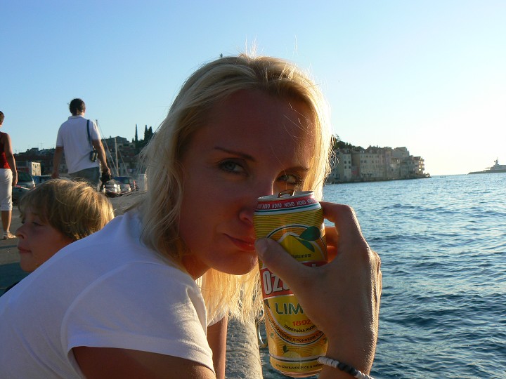 img00129.jpg