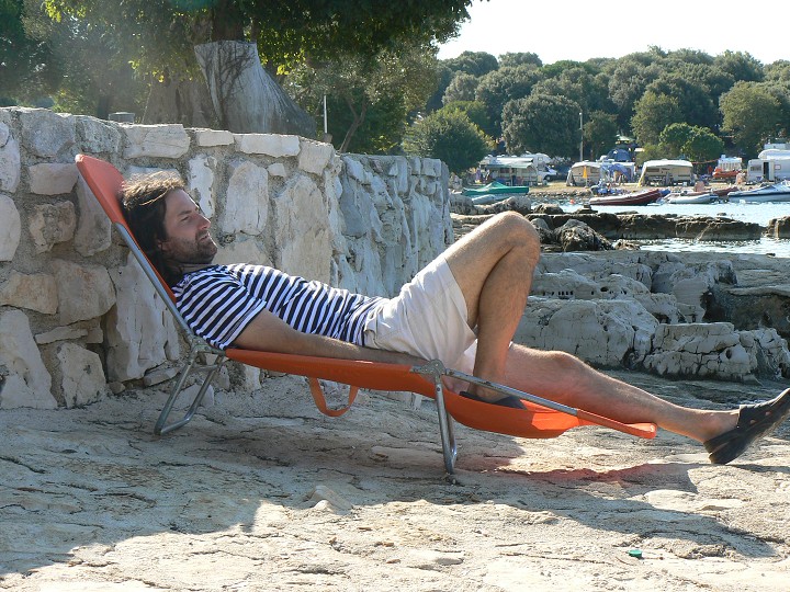 img00137.jpg