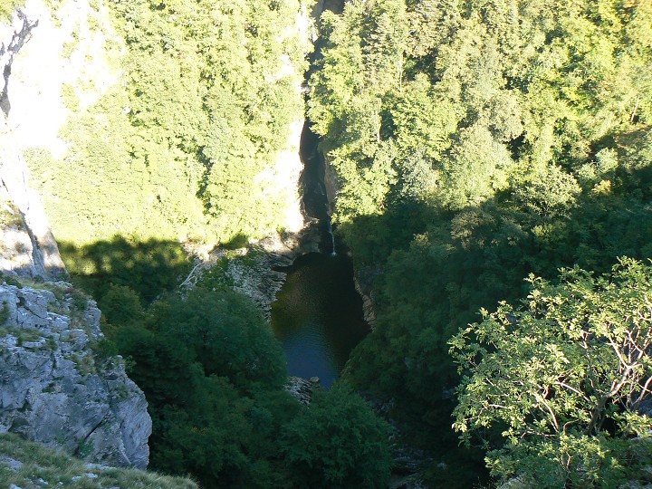 img00151.jpg