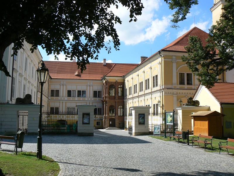 img00054.jpg