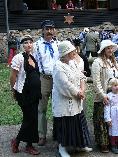 img00070.jpg