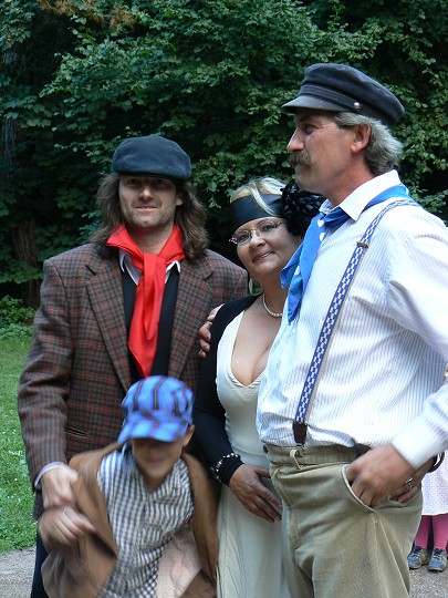 img00077.jpg