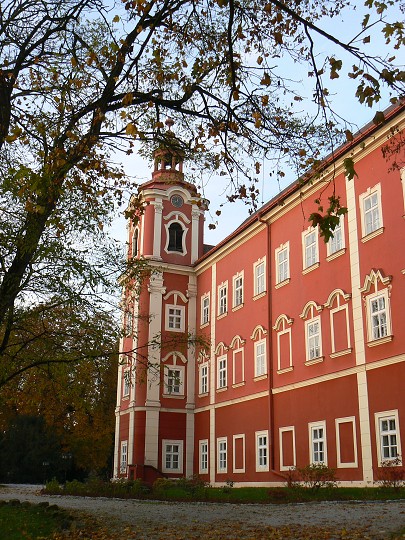 img00104.jpg