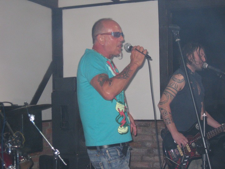 img00004.jpg